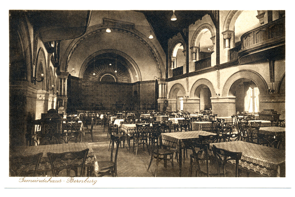 Gemeindehaus Bernburg, historische Aufnahme