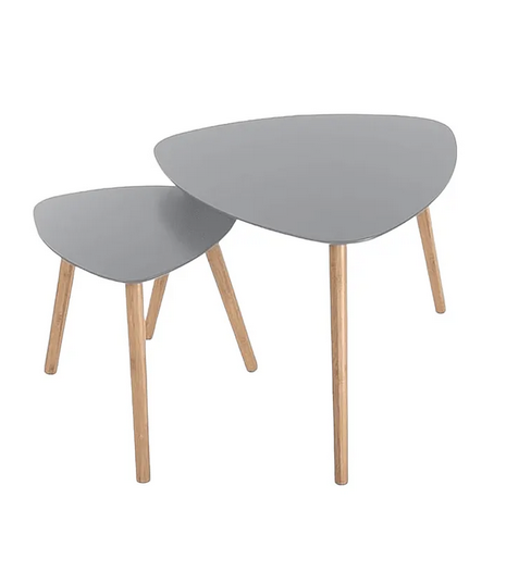 zwei kleine Beistelltische